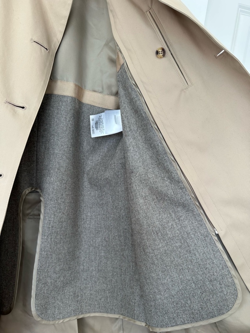 Brooks Brothers - Never Worn. Water Repellent Trench Coat With Zip-Out Lining - Picture 6 of 7